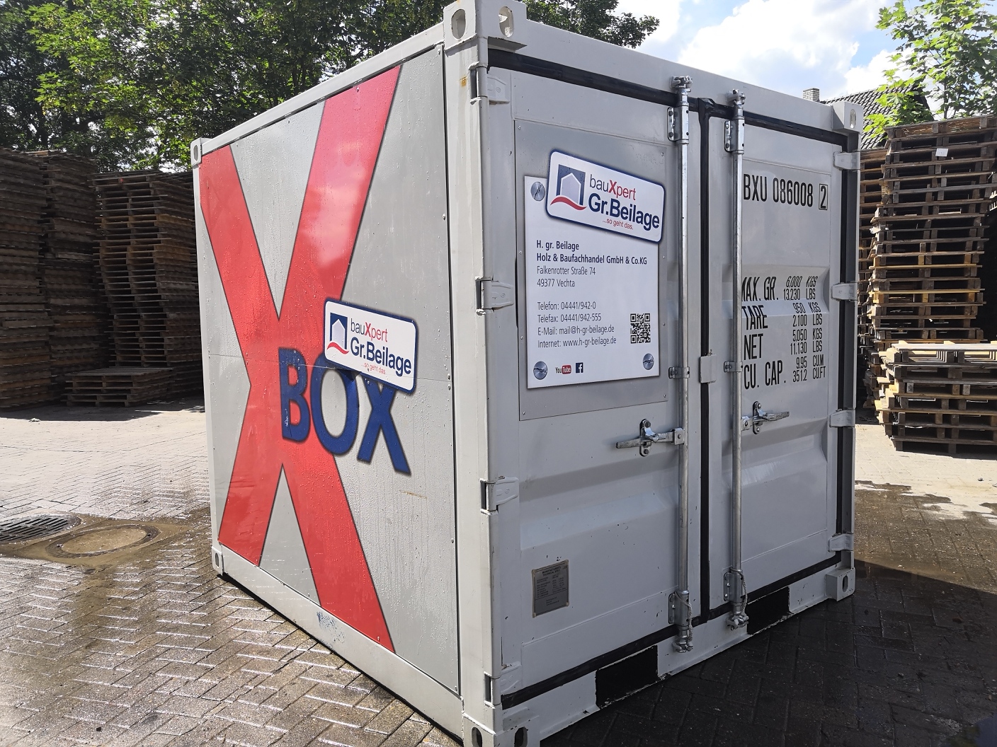 X-Box-Material_Container